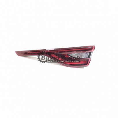 چراغ خطر عقب روی صندوق تالیسمان چراغ خطر عقب روی صندوق تالیسمان