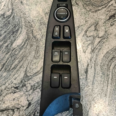 کلید شیشه بالابر سوناتا yf اصلی  کلید شیشه بالابر سوناتا yf اصلی