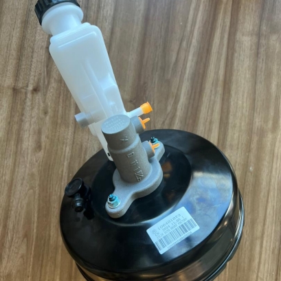 پمپ ترمز مخزن‌دار به همراه بوستر جیلی امگرند ۷