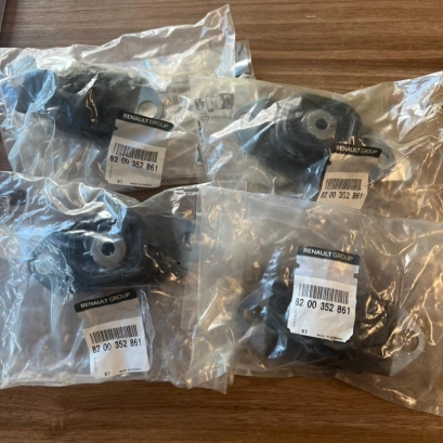 دسته موتور زیر باطری مگان 2000 دسته موتور زیر باطری مگان 2000