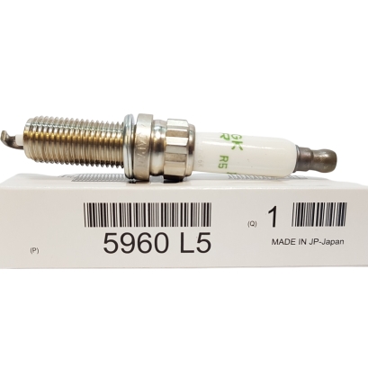 شمع اصلی پژو 2008 شمع اصلی پژو 2008